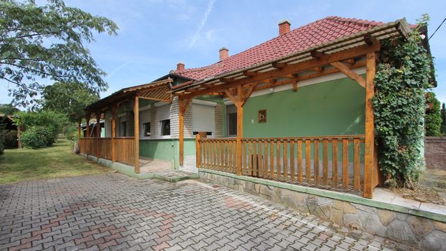 House dans Cserszegtomaj
