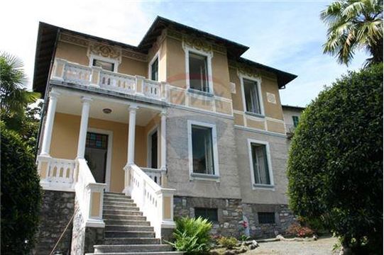 Villa dans Castelveccana