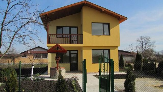 Maison individuelle dans Trastikovo