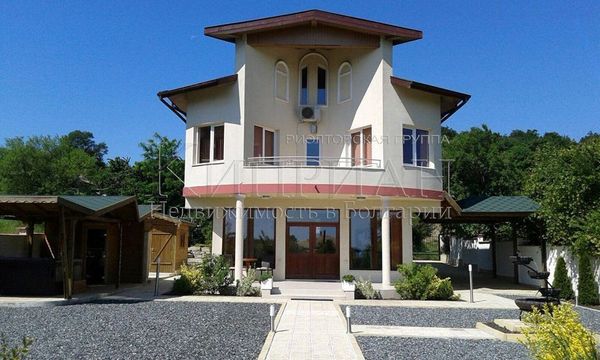 House dans Varna