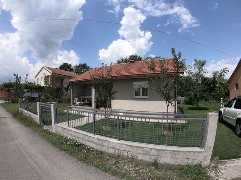 Maison individuelle dans Danilovgrad