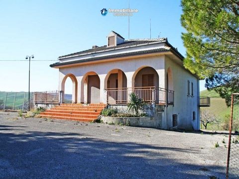 Villa dans Montenero di Bisaccia