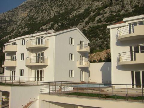 Hotel dans Dobrota