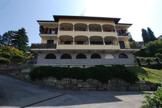 Penthouse dans Stresa