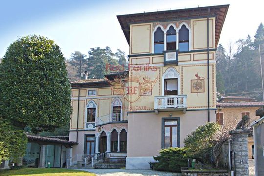 Villa dans Como