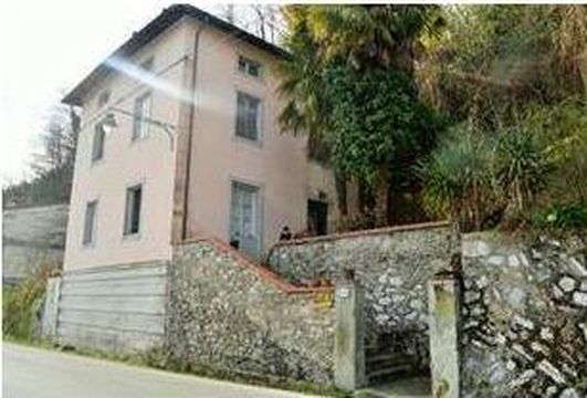 House dans Lucca
