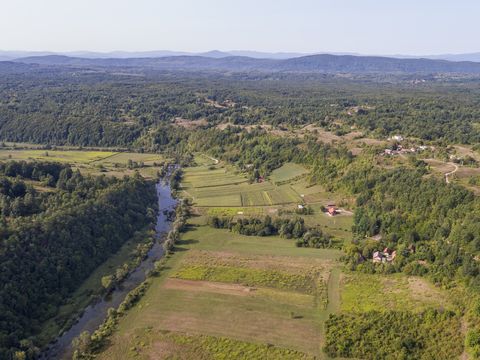 Terre dans Karlovac
