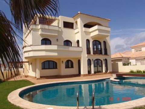 Villa dans La Manga del Mar Menor