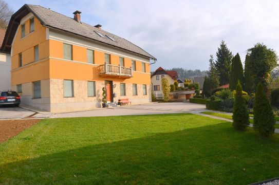 Maison individuelle dans Kranj