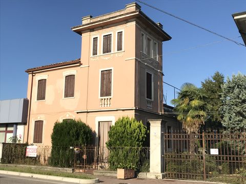 House dans Castagnaro