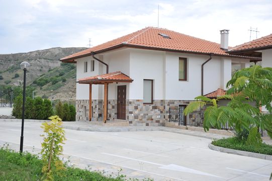House dans Sandanski
