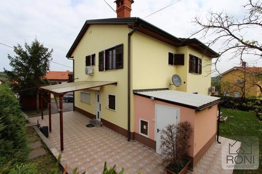 Villa dans Koper