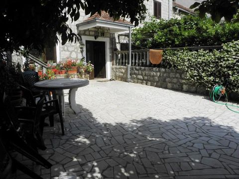 Maison individuelle dans Dobrota