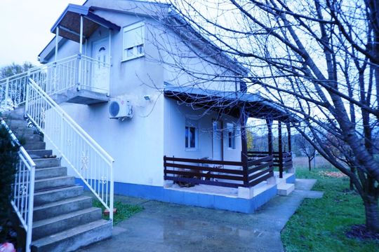 Maison individuelle dans Danilovgrad