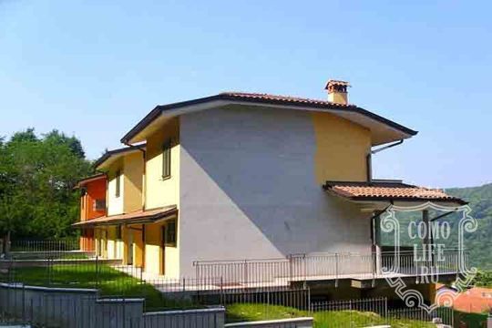 Villa dans Massino Visconti