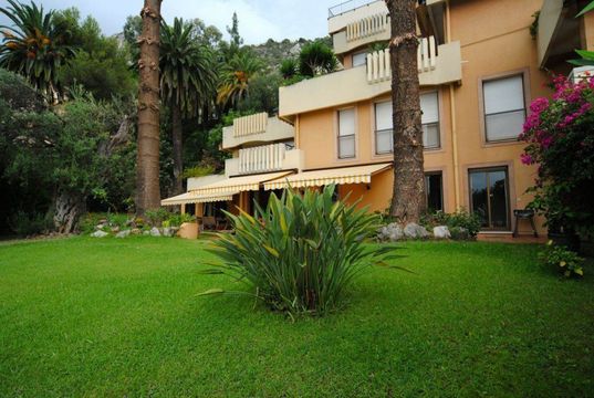 Appartement dans Roquebrune-Cap-Martin
